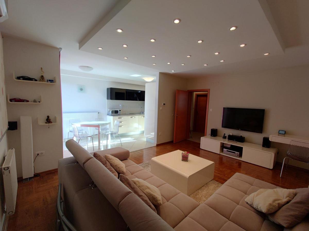 Apartman Mare Nostrum**** Apartment Rijeka Ngoại thất bức ảnh