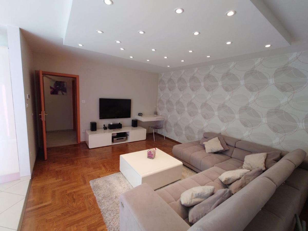 Apartman Mare Nostrum**** Apartment Rijeka Ngoại thất bức ảnh